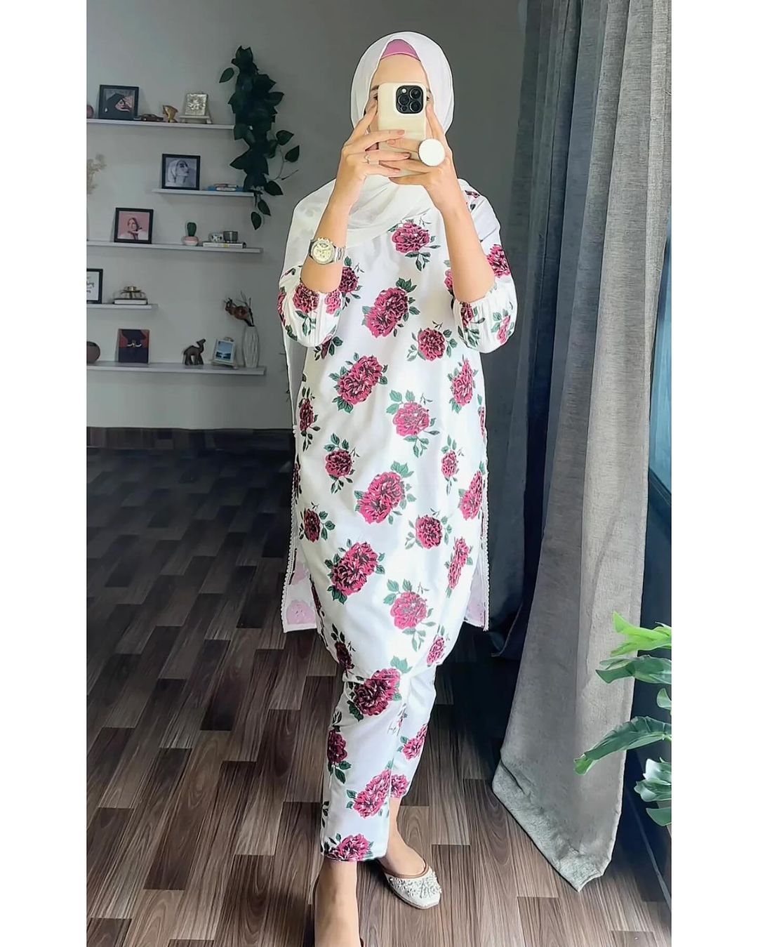 Gulab Stitched 2Pc Linen Suit