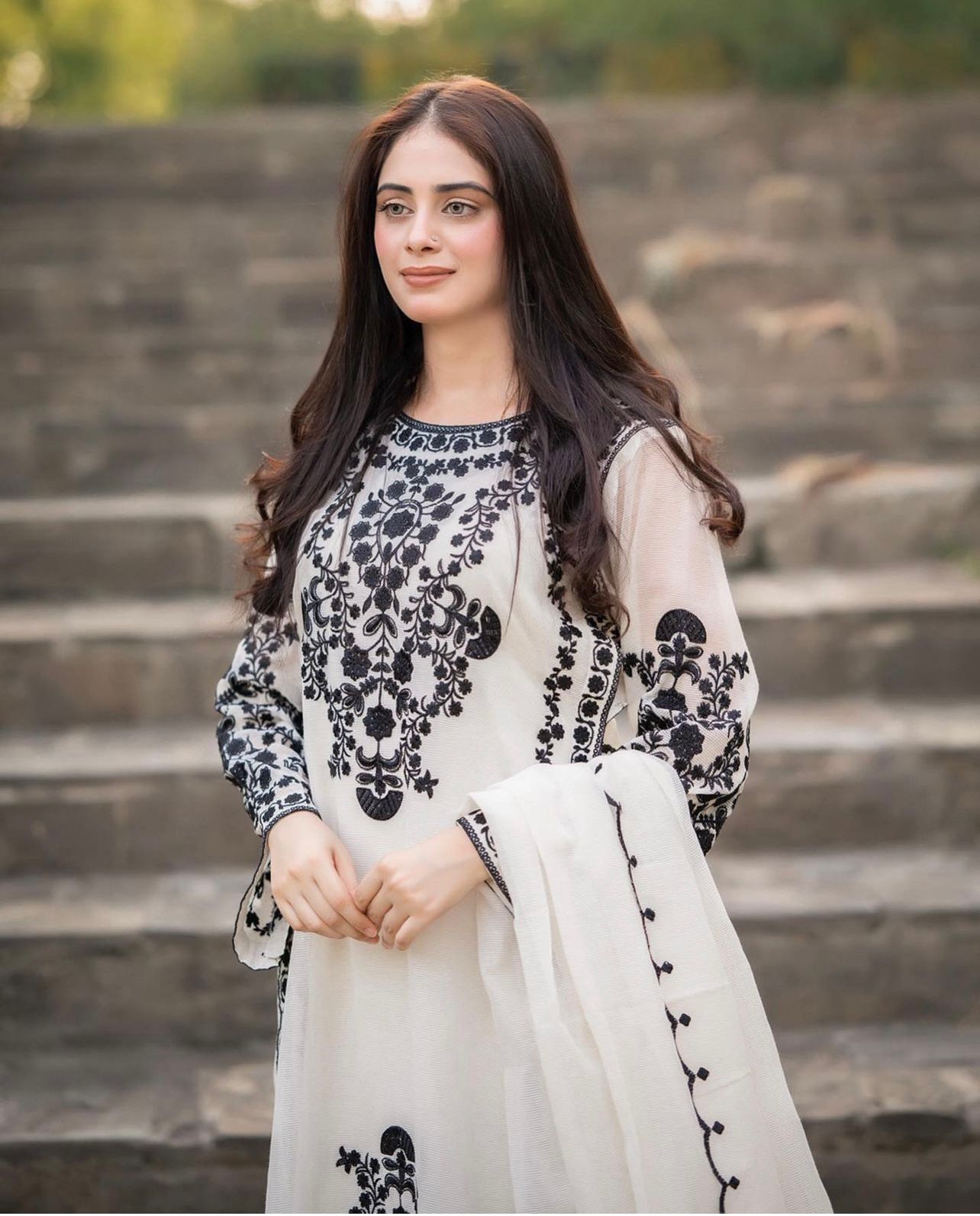 Organza Shafoon Embroidered 3Pc Stitched-Wedding Dress