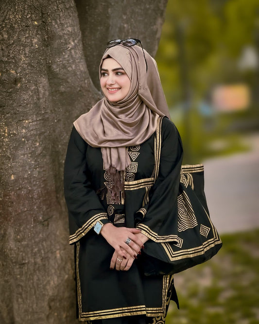 Free Hand Bag + Pyramid Design 2Pc Stitched