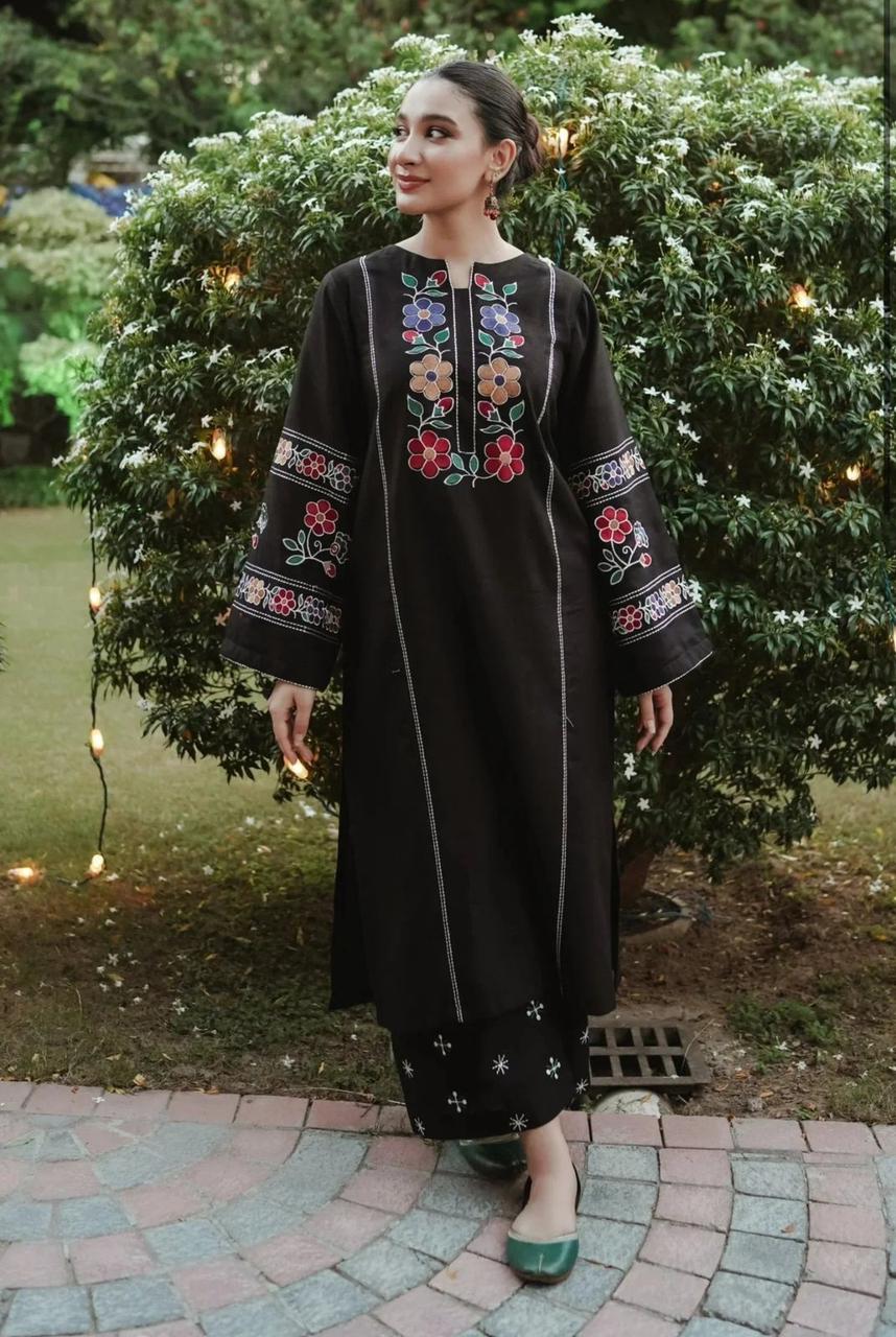 Cottage Embroidered Long Length 2-Piece Suit - Elahi Noor.com