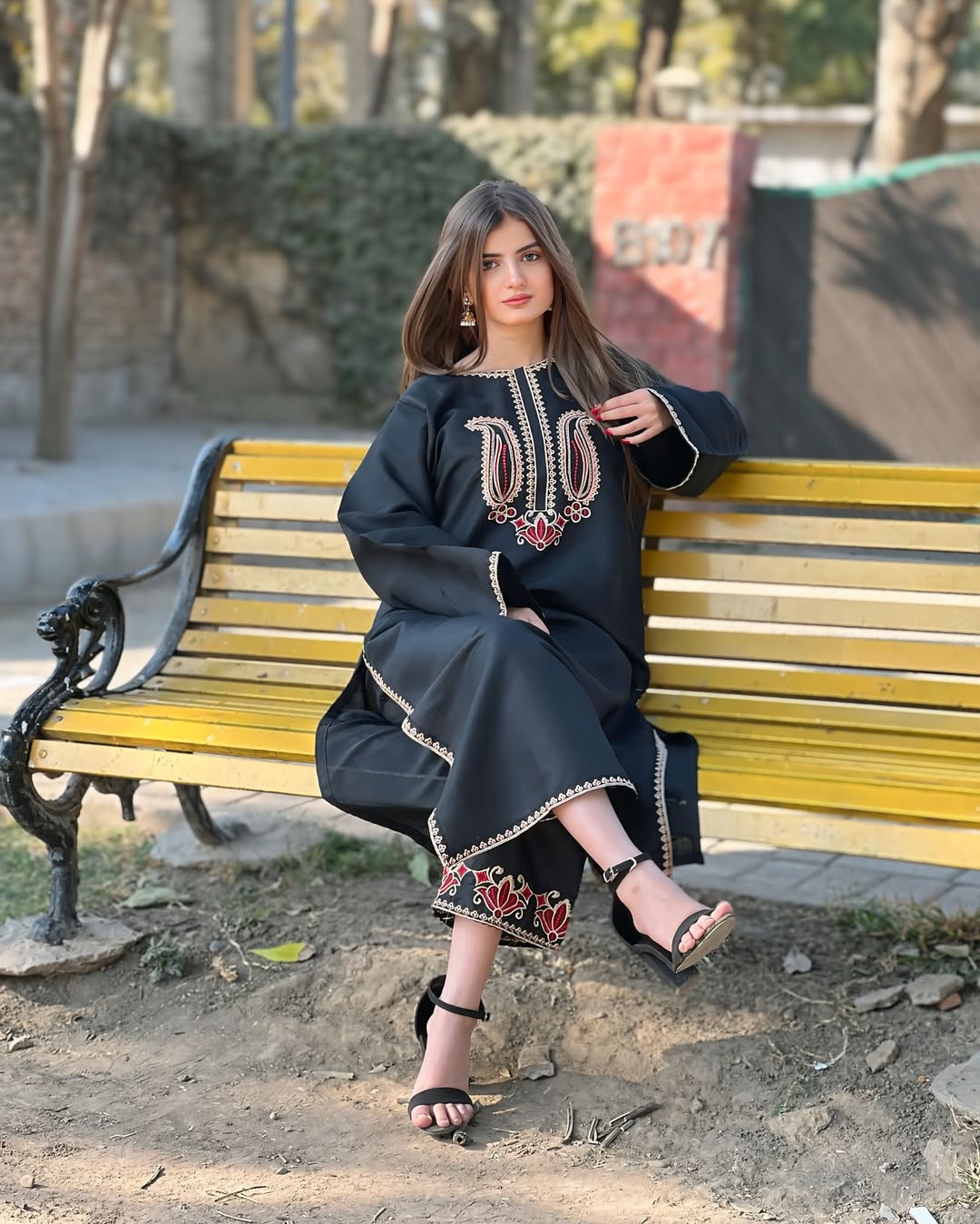 Black Rose Embrioded (Stitched 2pc) - ElahiNoor.com