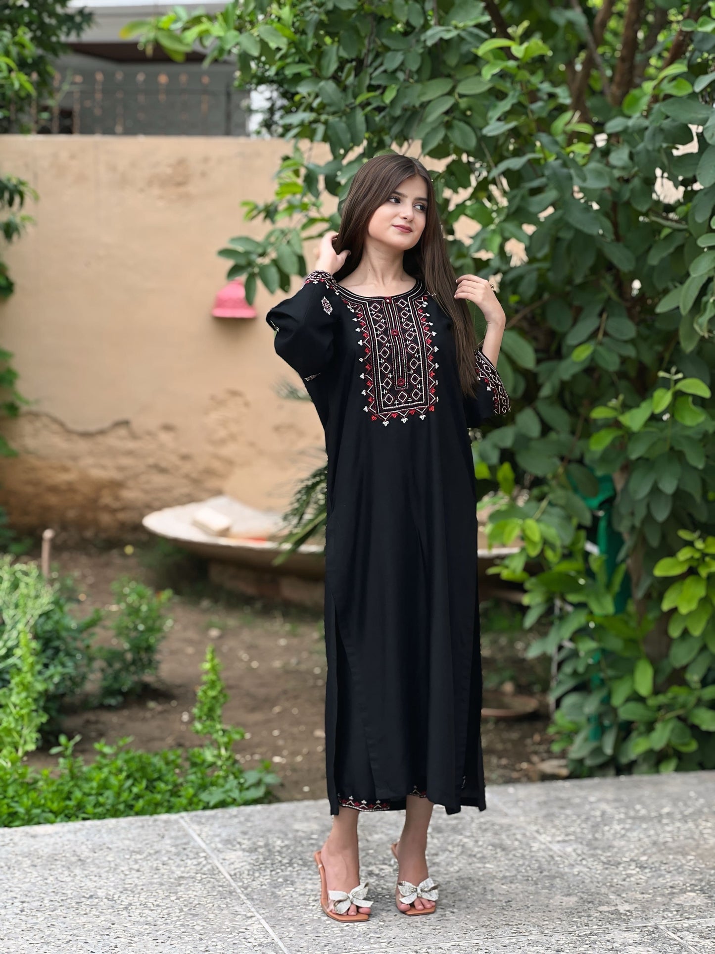 Sindhi EMB Long Length – Premium Lilen Embroidery Suit - ElahiNoor.com