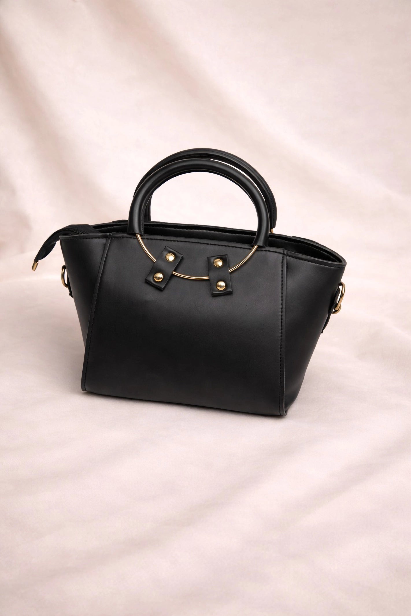 Onyx Hand Bag