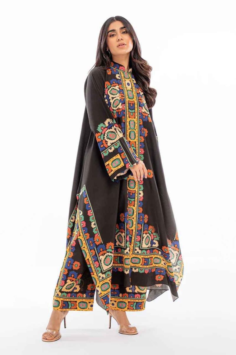 Mahira Noir