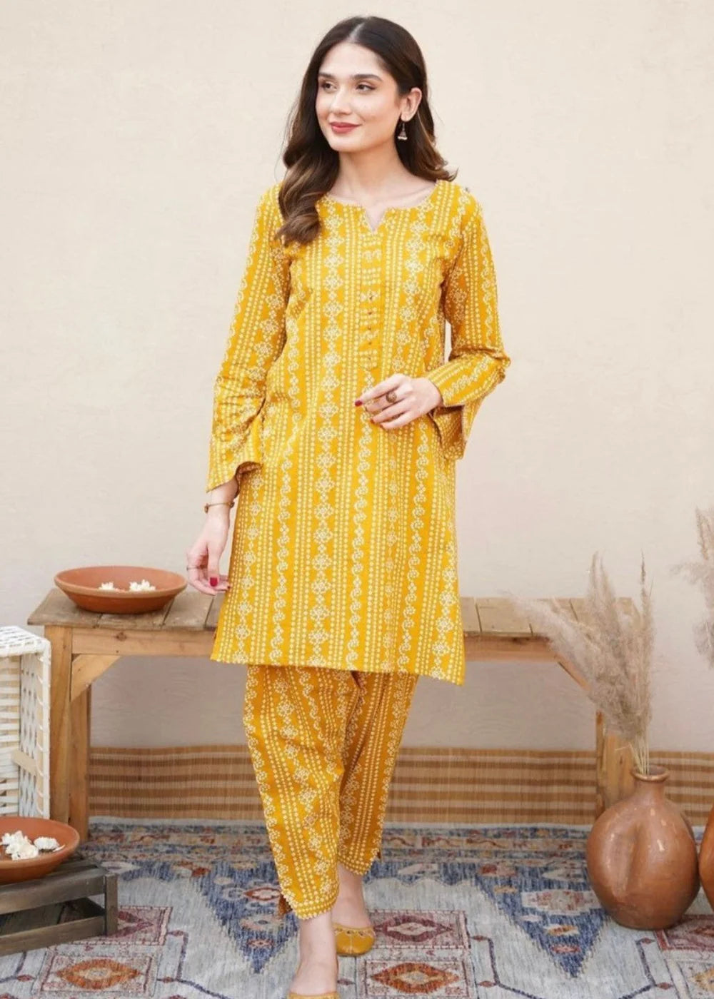 Chunri Design 2-Piece Linen Suit