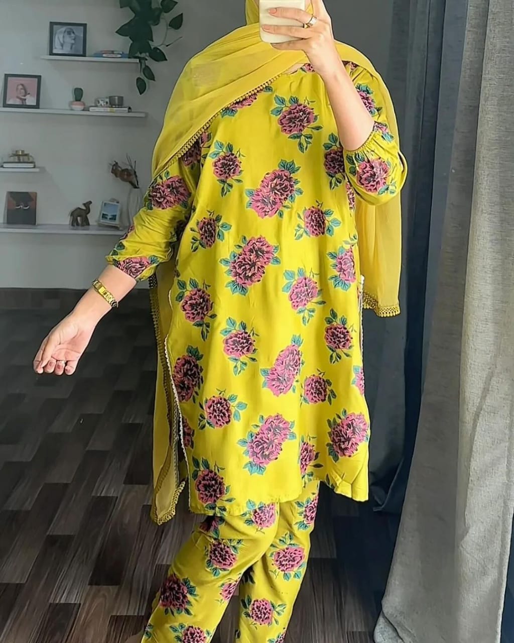 Gulab Stitched 2Pc Linen Suit