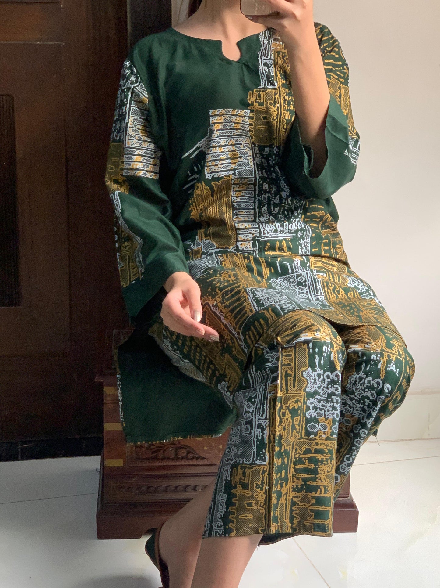 Mountain Design Arabic Lawn Stitched-2Pc
