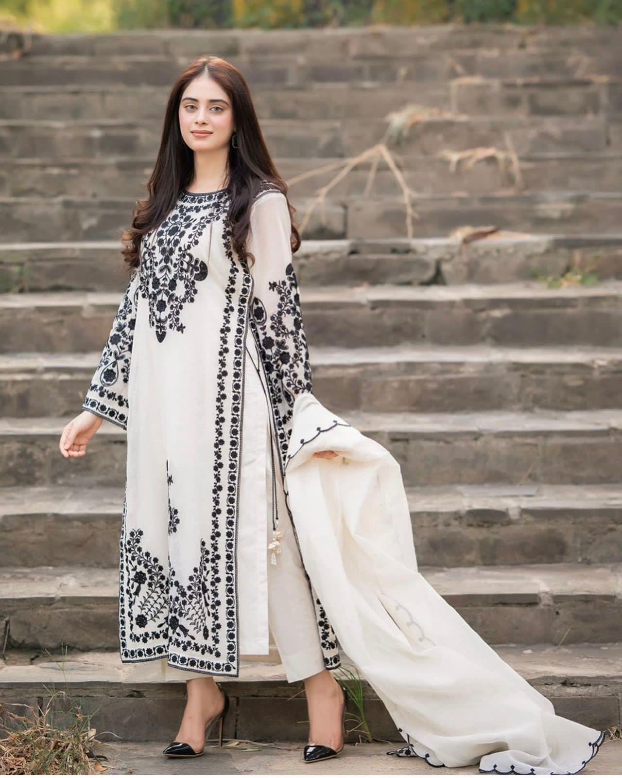Organza Shafoon Embroidered 3Pc Stitched-Wedding Dress