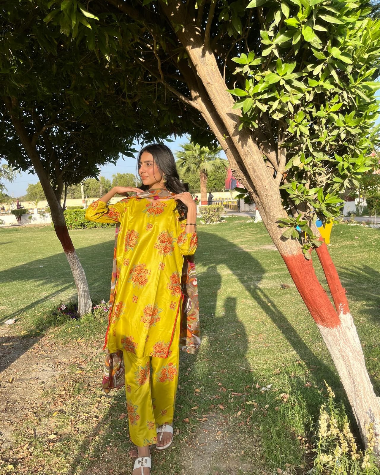 Gulaab 3D Block Print 2Pcs Arabic Lawn Stitched