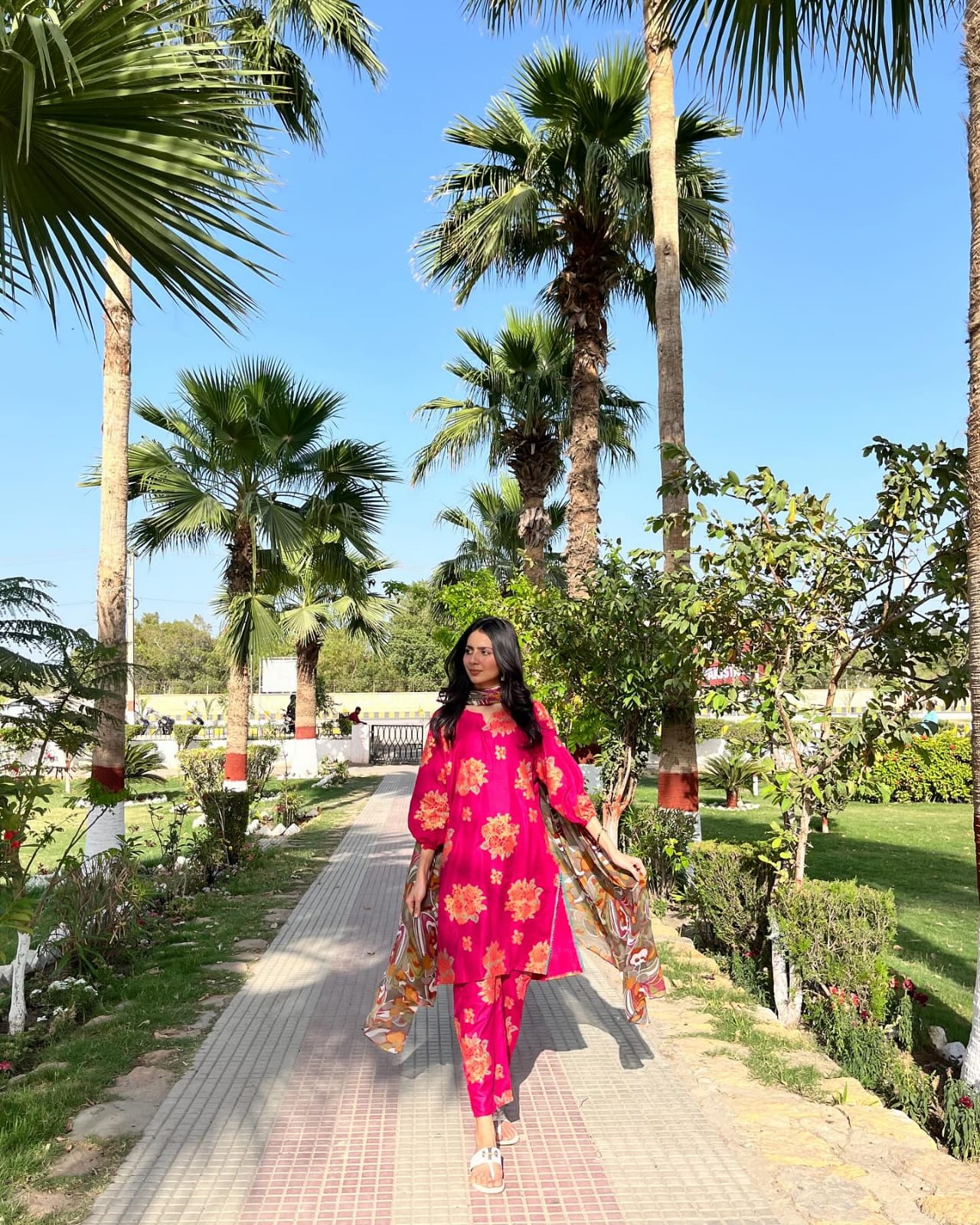 Gulaab 3D Block Print 2Pcs Arabic Lawn Stitched