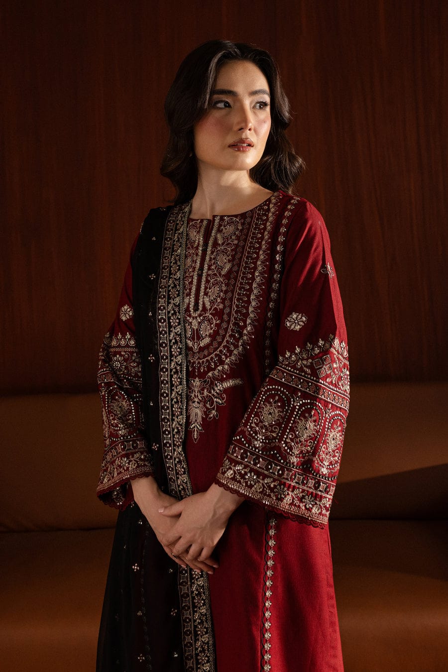 Royal Pret 3Pc – Embroidered Lawn Dress