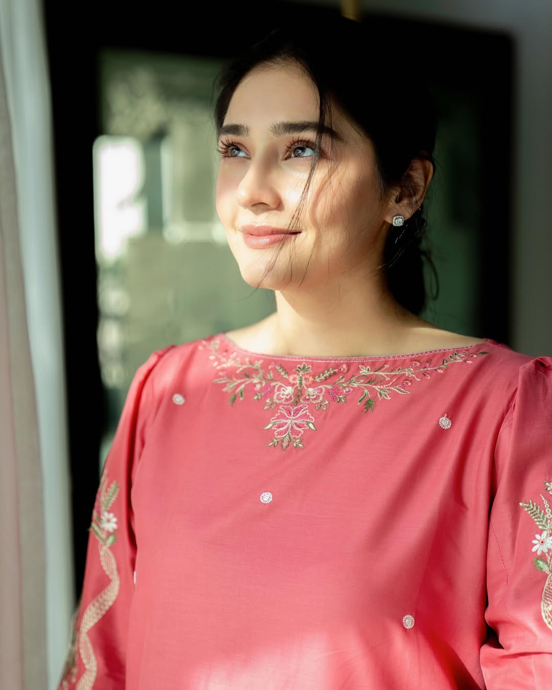 Mehak Embroidery 2Pc – Farshi Style