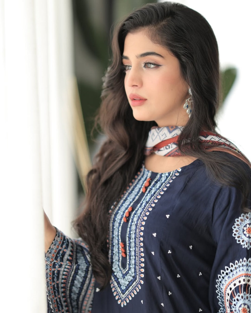 Dastaan Embroidery 3Pc — Premium Farshi Set