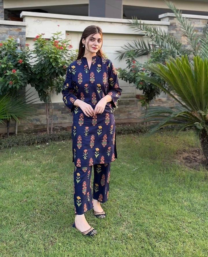 3D Flower Print Stitched Arabic Lawn Suit