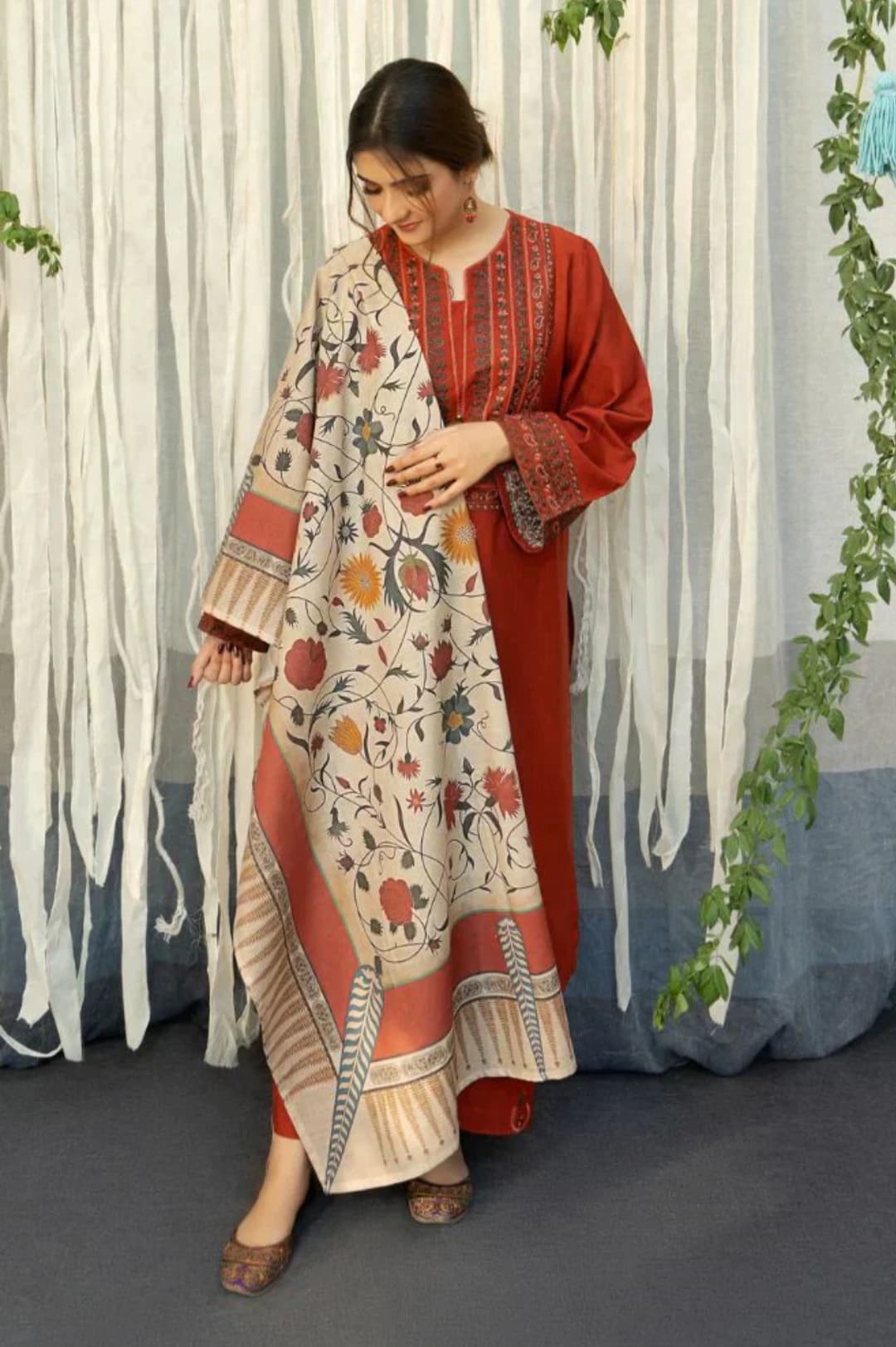 AYAT – Lilen Embroided 3PC (Stitched)