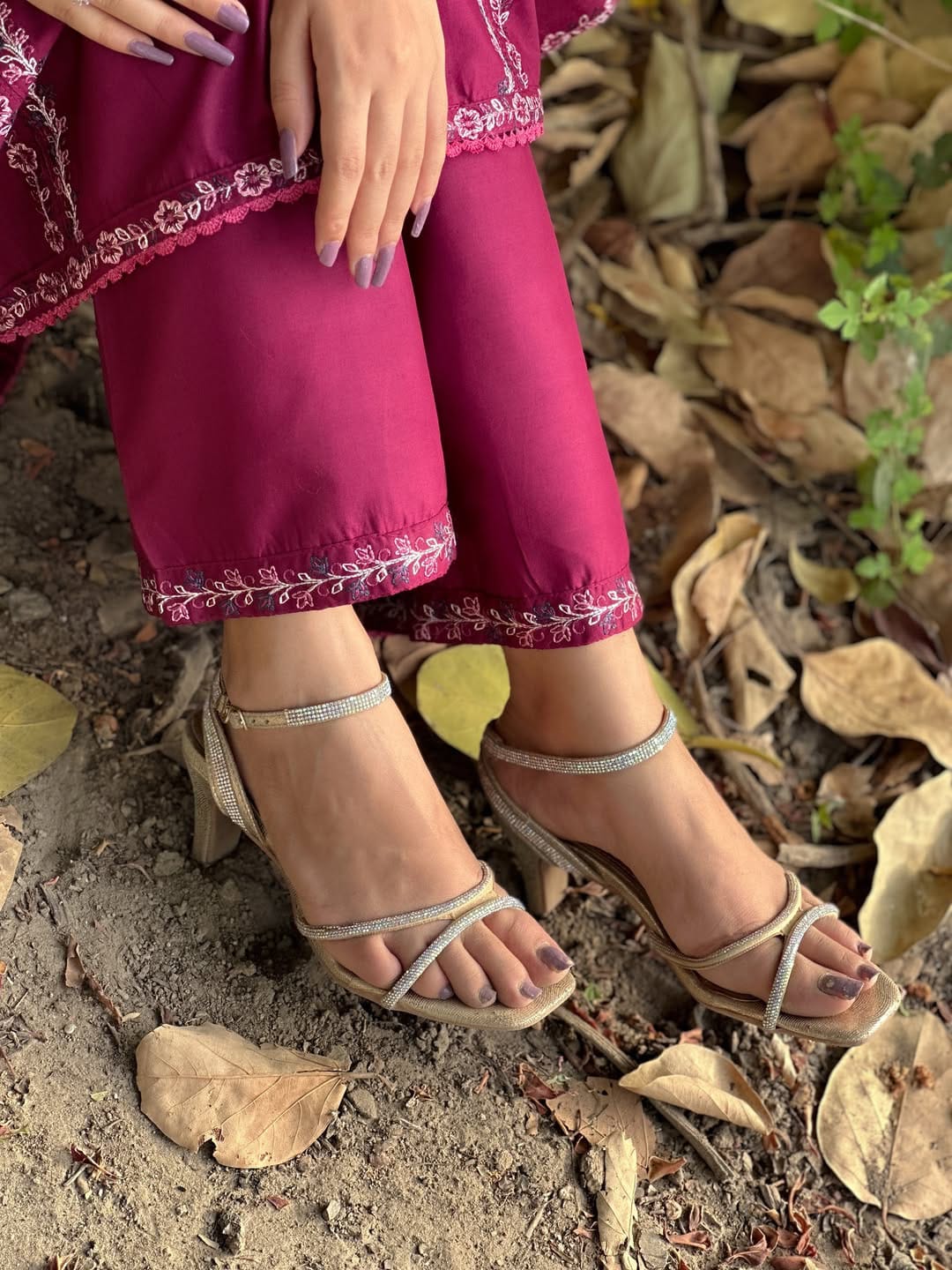 ZEENAT Emb (Stitched 2pc) - ElahiNoor