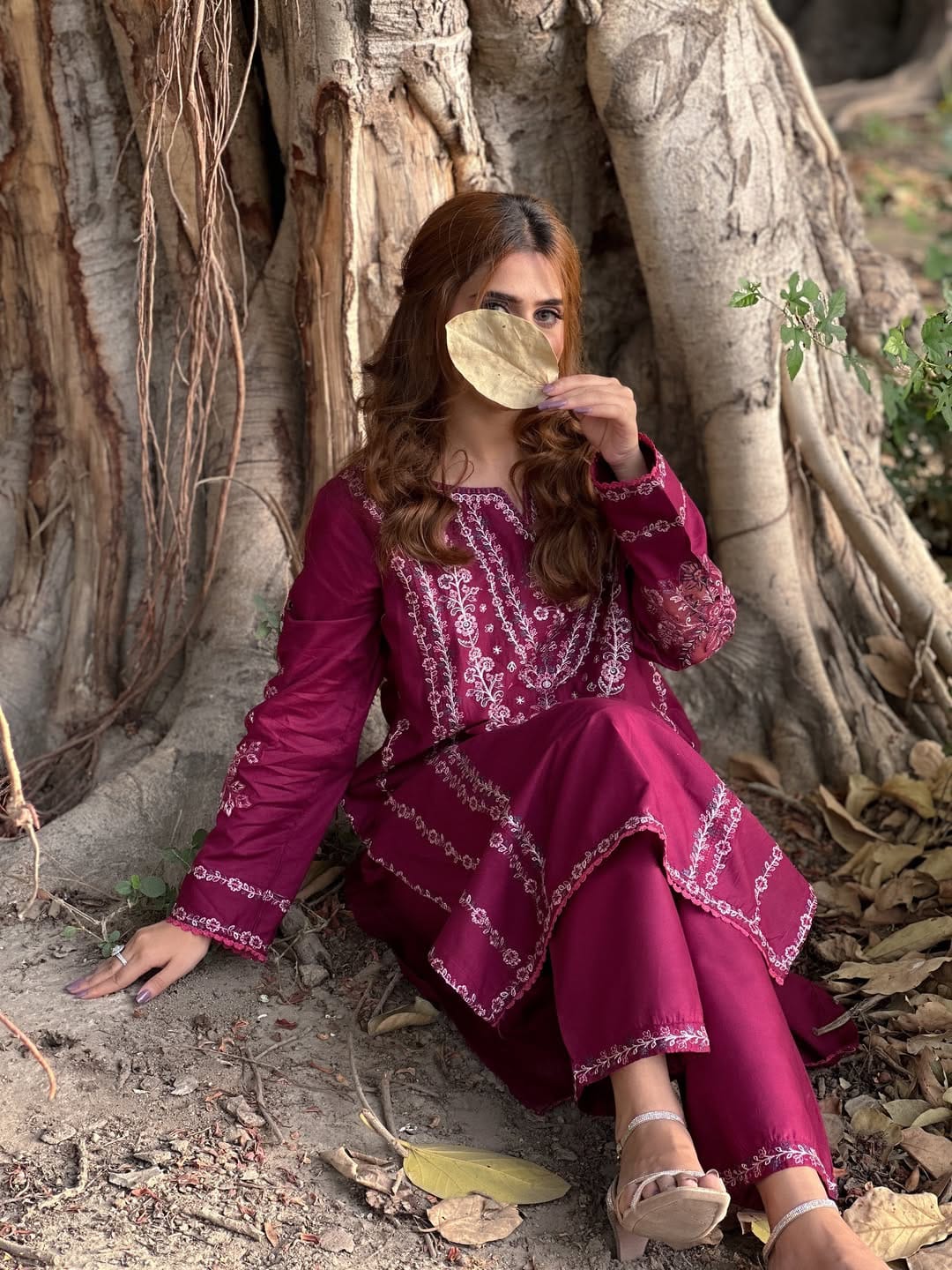 ZEENAT Emb (Stitched 2pc) - ElahiNoor