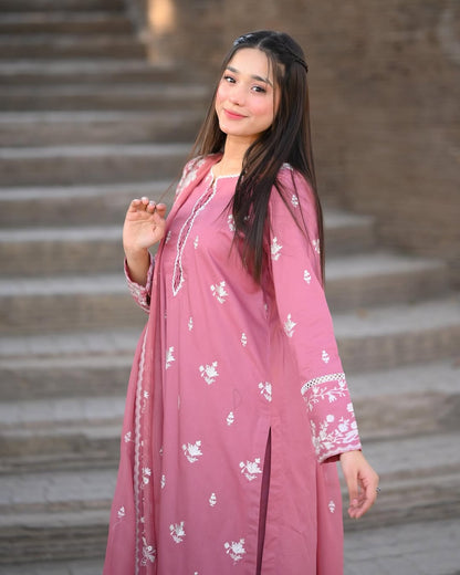 NAZNEEN-Pure Lawn (Stitched 3Pc)