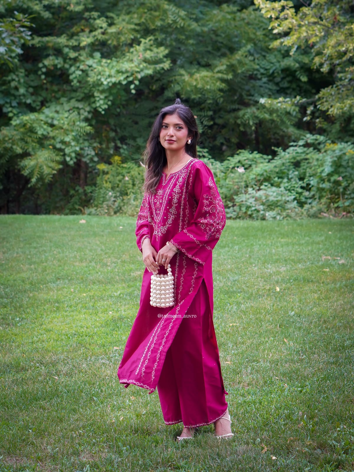 Zeenat Embroidery 2PC – Pure Cotton Lawn-ElahiNoor